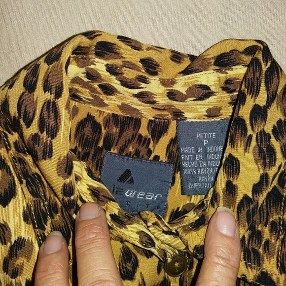 Liz Wear Leopard Print Long Sleeve Size P - Picture 3 of 6